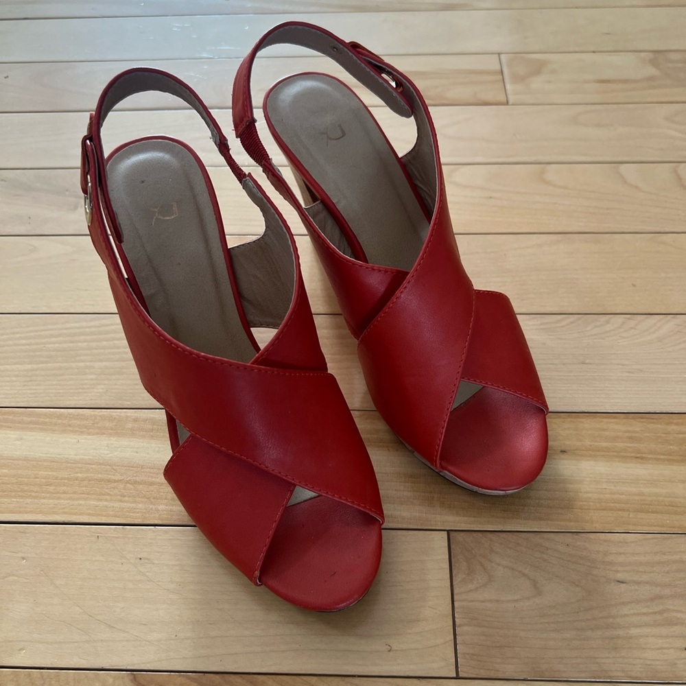 Red / Orange Slingback Chunky Heel Sandals size 8